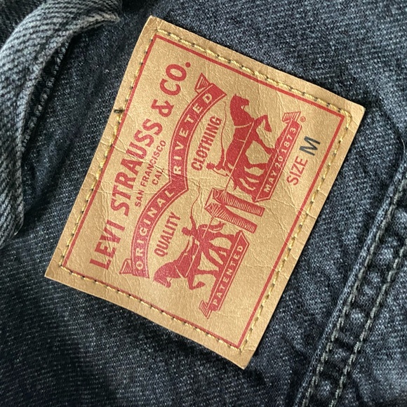 Black Jean Jacket! 🦓 - Picture 2 of 2